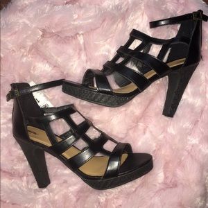 💕Mossimo “Perl” Cage Sandal💕